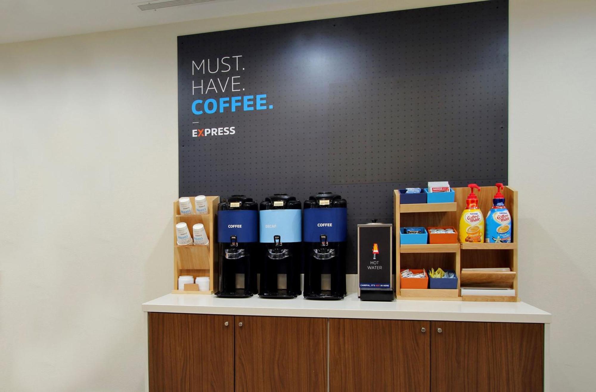 Holiday Inn Express & Suites Lebanon By Ihg Екстер'єр фото