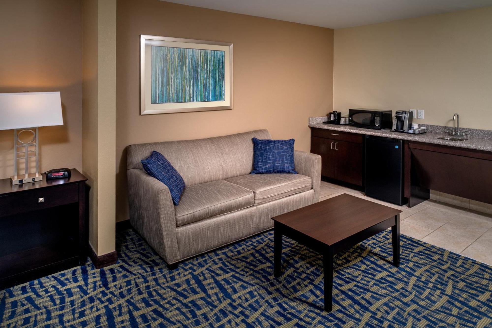 Holiday Inn Express & Suites Lebanon By Ihg Екстер'єр фото