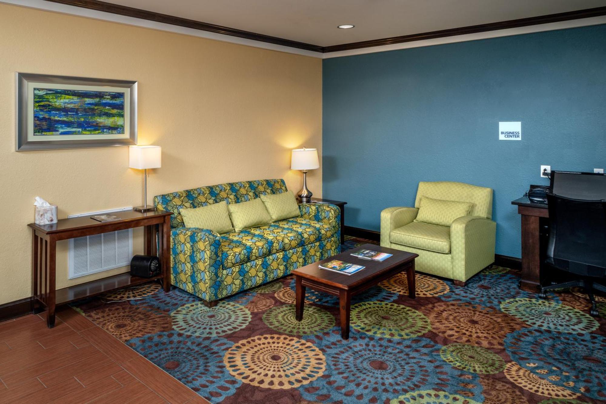 Holiday Inn Express & Suites Lebanon By Ihg Екстер'єр фото