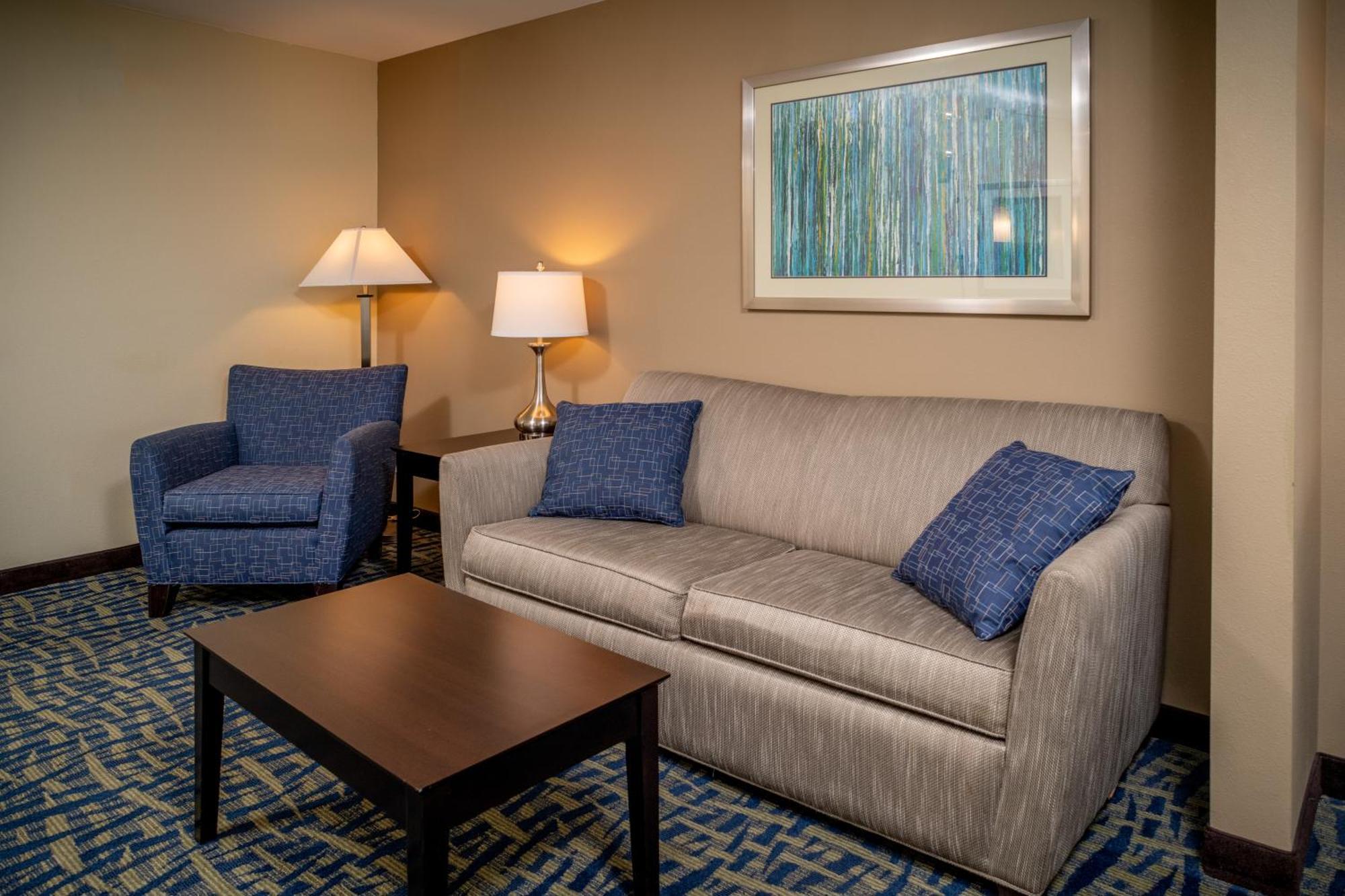 Holiday Inn Express & Suites Lebanon By Ihg Екстер'єр фото