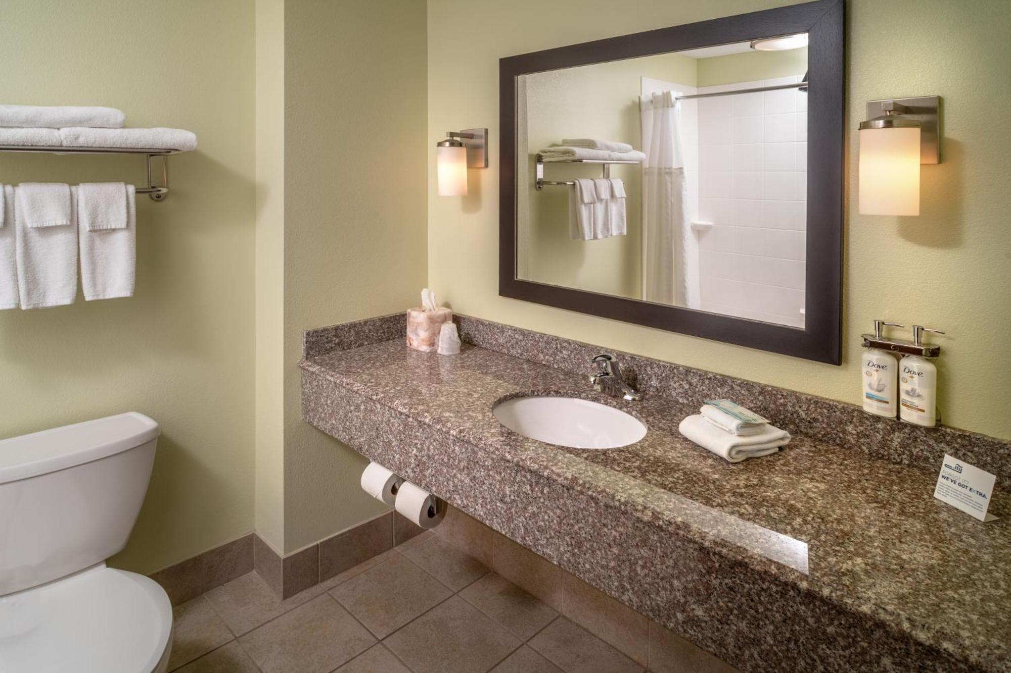 Holiday Inn Express & Suites Lebanon By Ihg Екстер'єр фото
