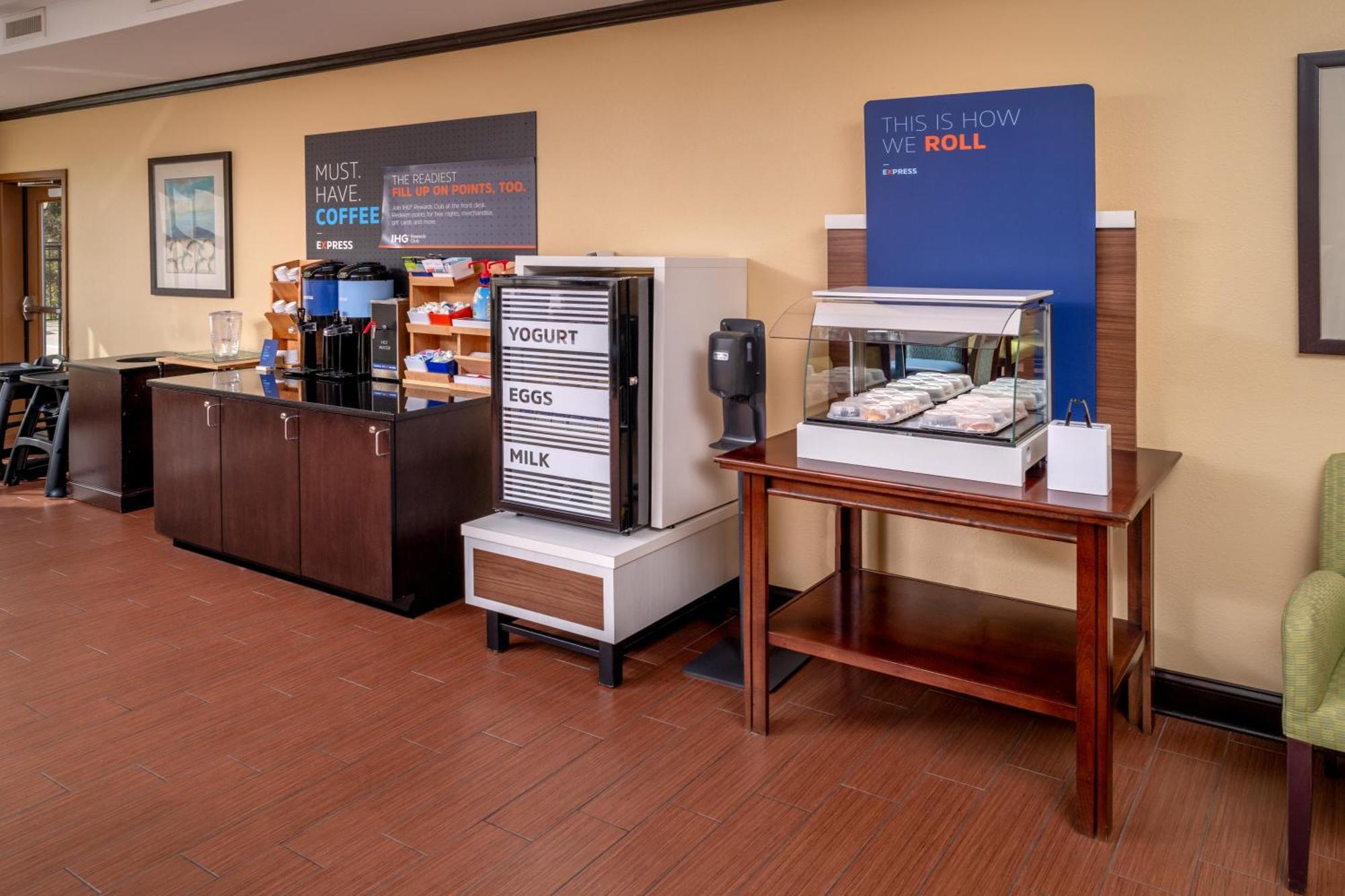Holiday Inn Express & Suites Lebanon By Ihg Екстер'єр фото