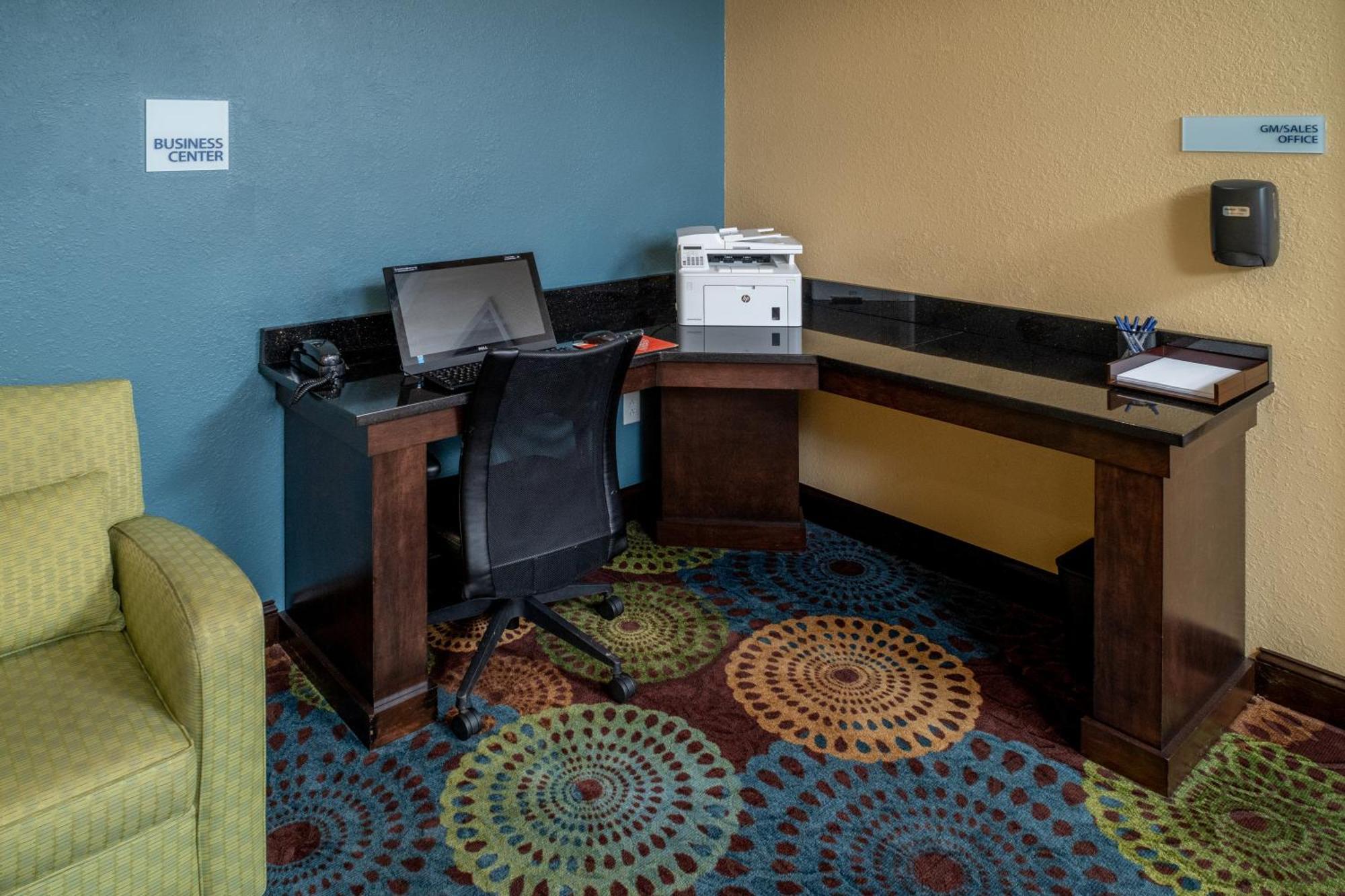 Holiday Inn Express & Suites Lebanon By Ihg Екстер'єр фото