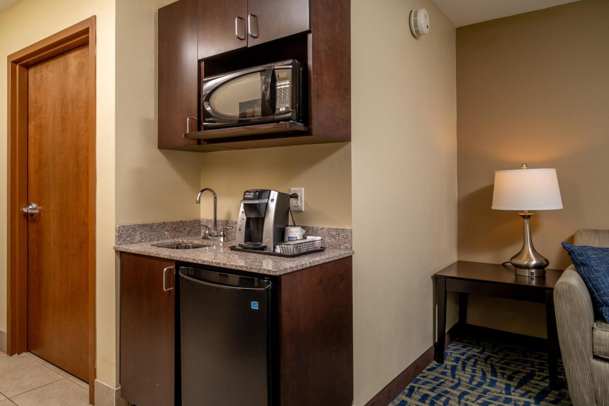 Holiday Inn Express & Suites Lebanon By Ihg Екстер'єр фото