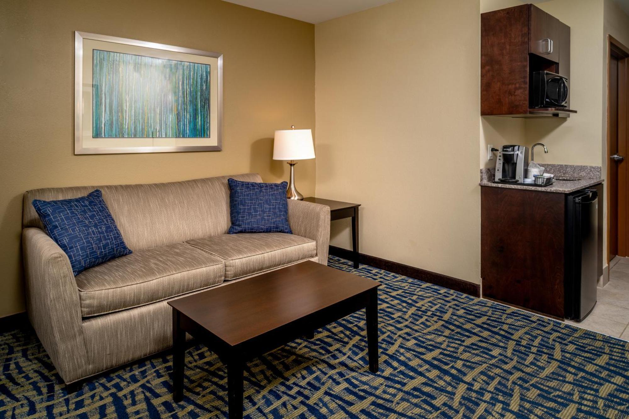 Holiday Inn Express & Suites Lebanon By Ihg Екстер'єр фото